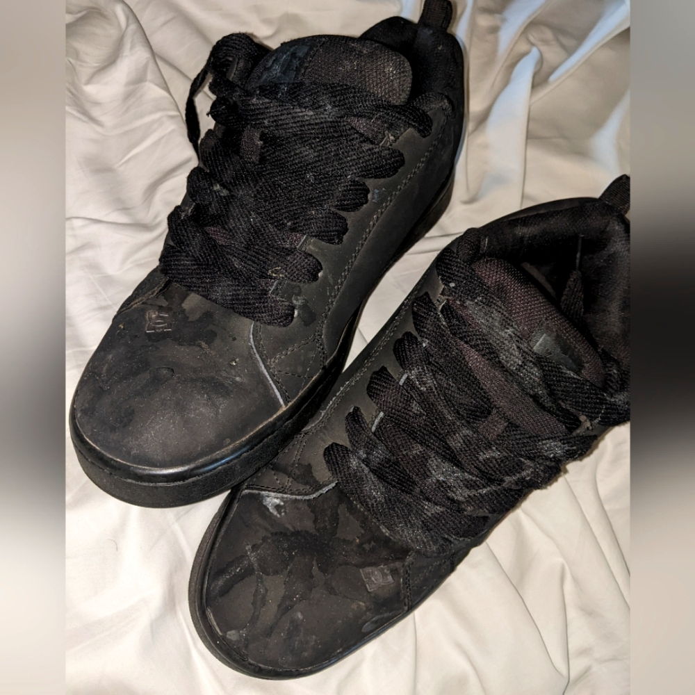 DC Court Graffik Men's Skate Shoes Used Size 12